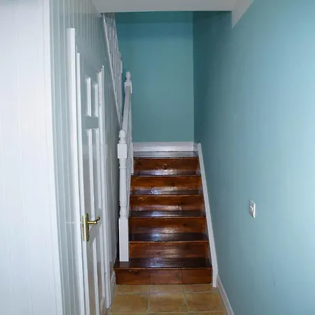 Courtyard - 3 Bed No 12 Dingle