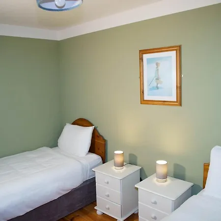 Casa de Férias Courtyard - 3 Bed No 12