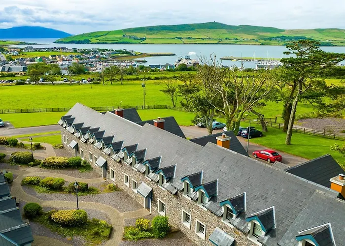 Courtyard - 3 Bed No 12 *