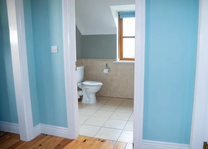 Courtyard - 3 Bed No 12 Tatil Evi