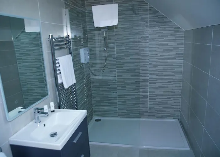 Courtyard - 3 Bed No 12 Dingle